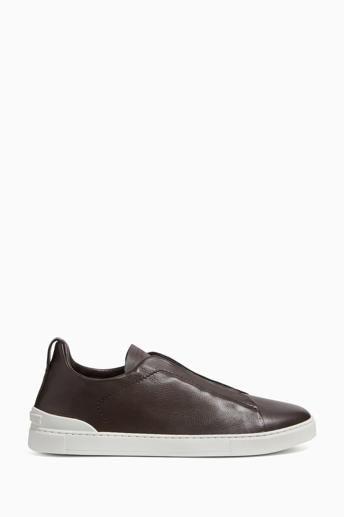 

Triple Stitch™ Low-top Sneakers in Leather, Brown