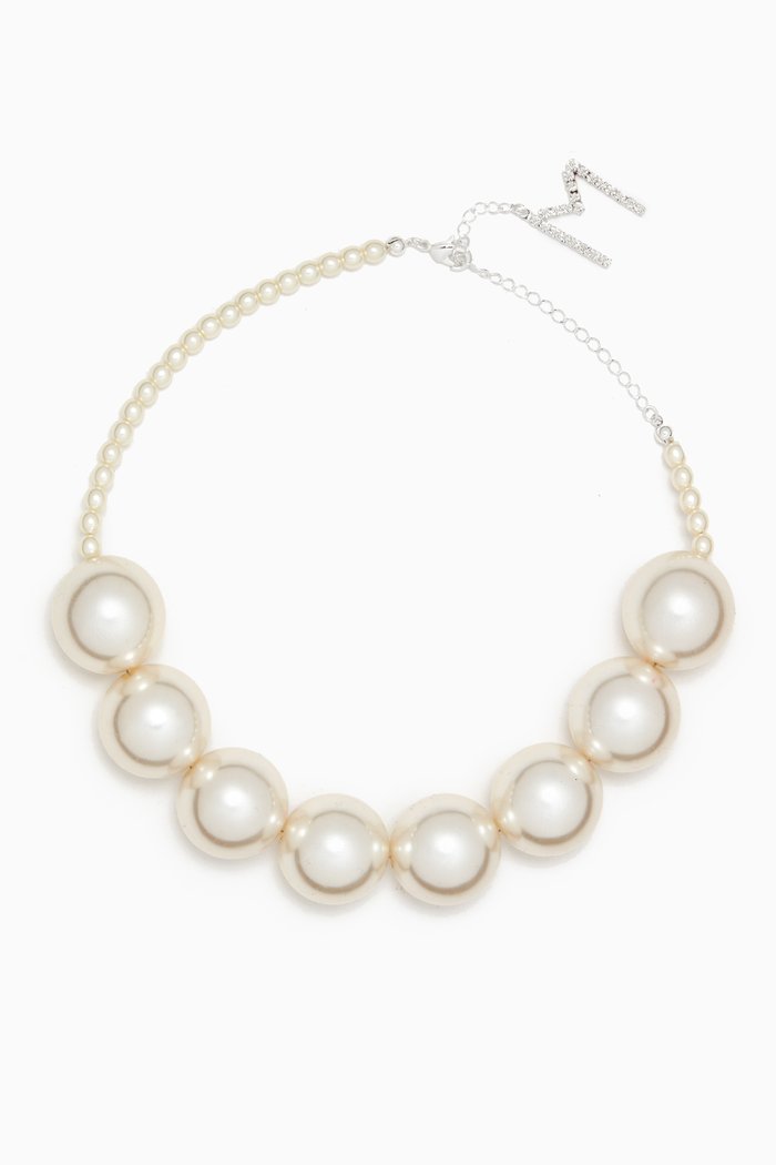 Half Pearl Necklace in Plated Brass, White