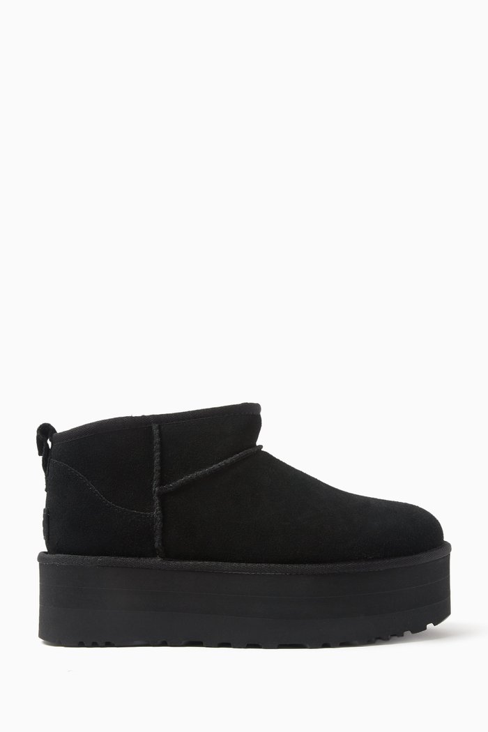 

Classic Ultra Mini Platform Boots in Suede, Black
