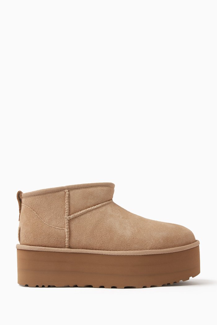 

Classic Ultra Mini Platform Boots in Suede, Neutral