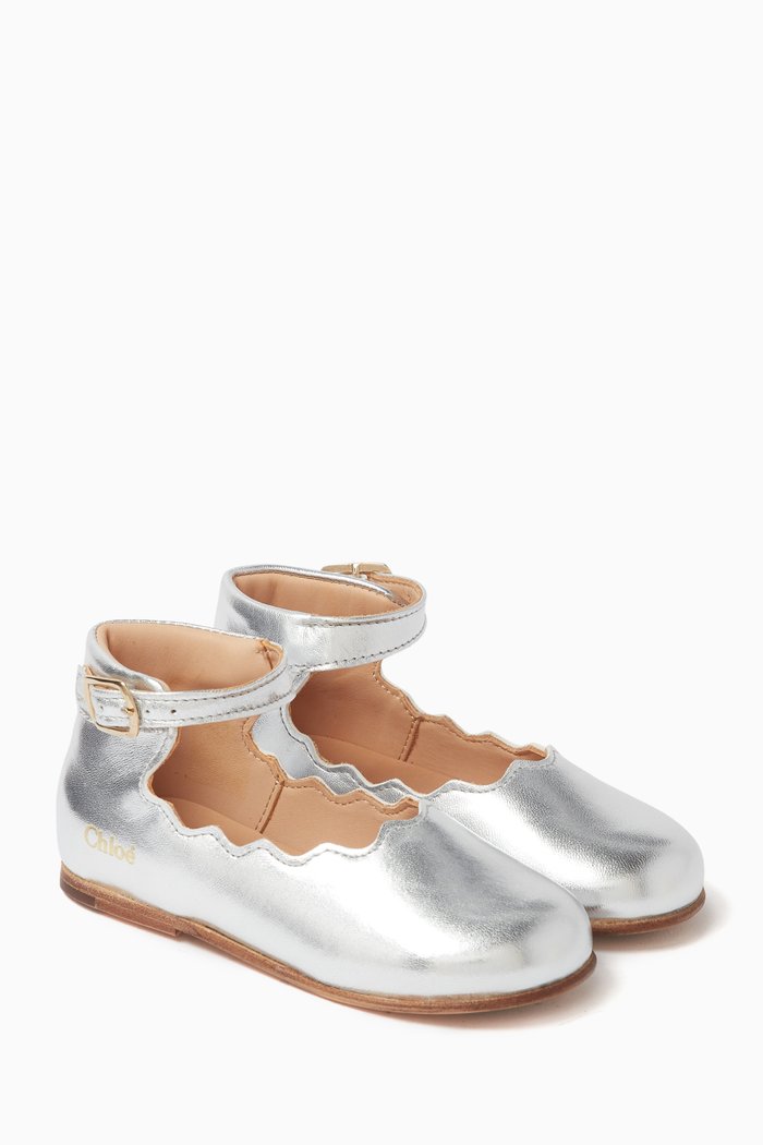 

Scalloped Sandals in Leather, Silver