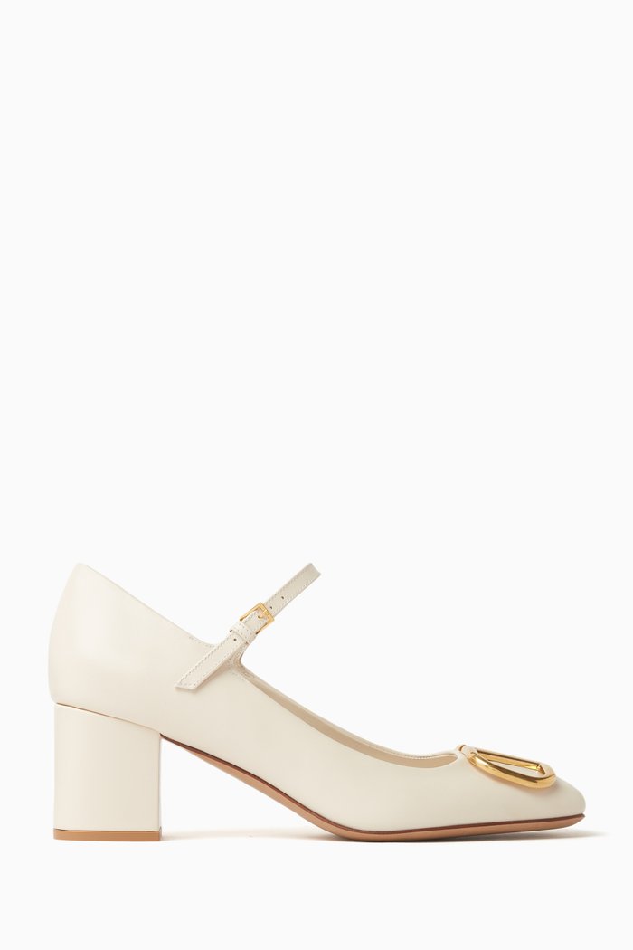

Valentino Garavani VLOGO Mary-jane Pumps in Leather, White