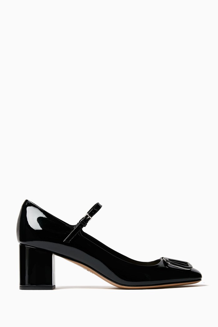 

Valentino Garavani VLOGO Mary-jane Pumps in Patent Leather, Black