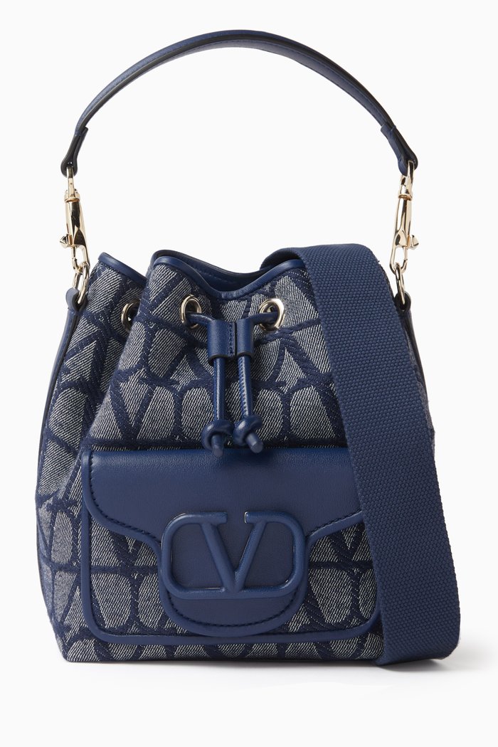 

Valentino Garavani Small VLOGO Signature Drawstring Bag in Toile Iconographe Jacquard, Blue