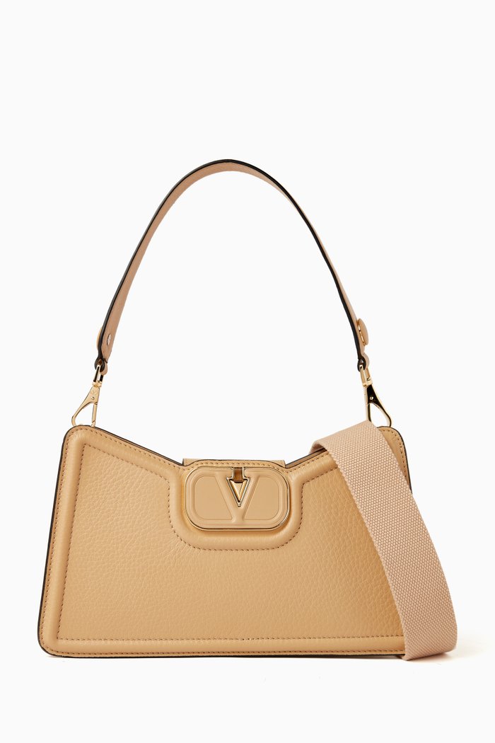

Valentino Garavani VLOGO Shoulder Bag in Leather, Brown