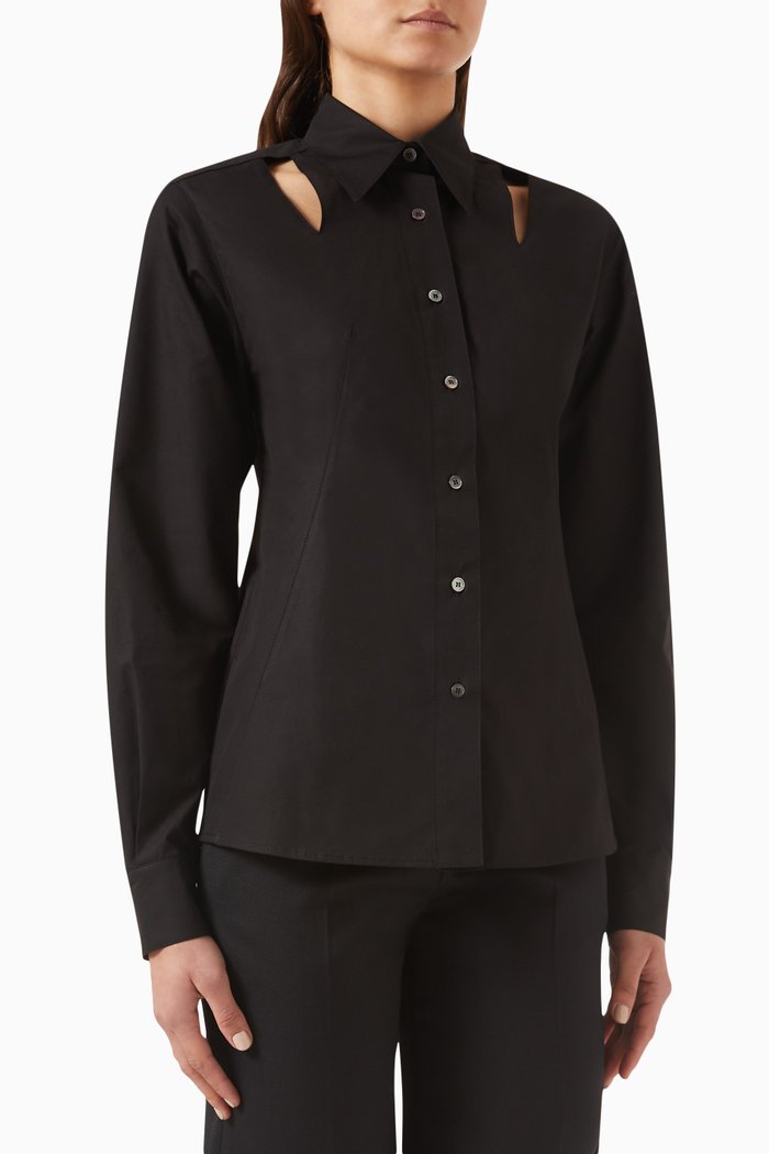 

Front Cut-out Shirt in Cotton, Black