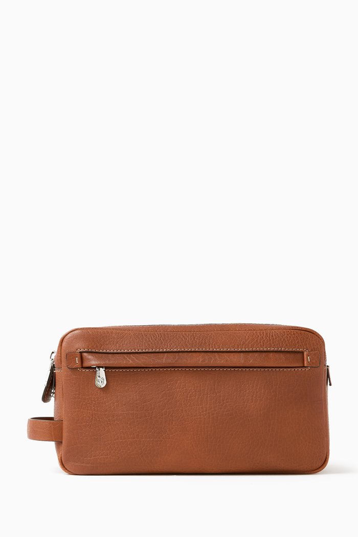 

Wash Bag in Calf Leather, Brown