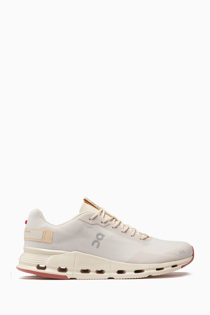 

Cloudnova Form Sneakers in Mesh, Neutral
