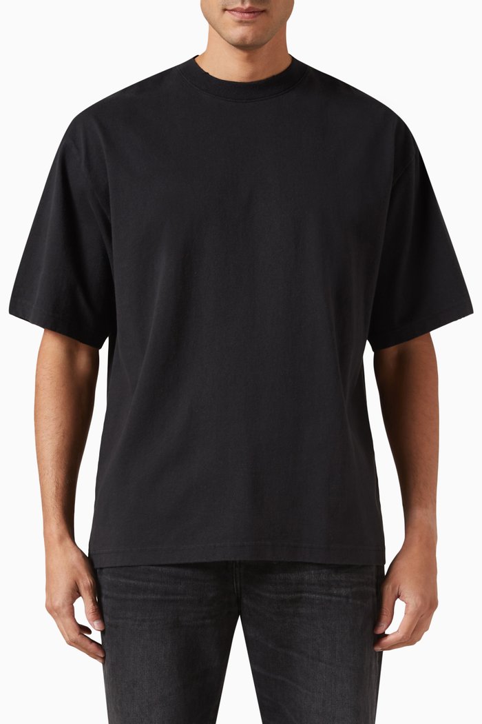 

Series Distressed T-Shirt in Organic Cotton, Black