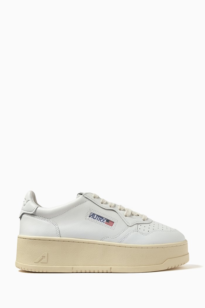 

Medalis Platform Sneakers in Leather, White