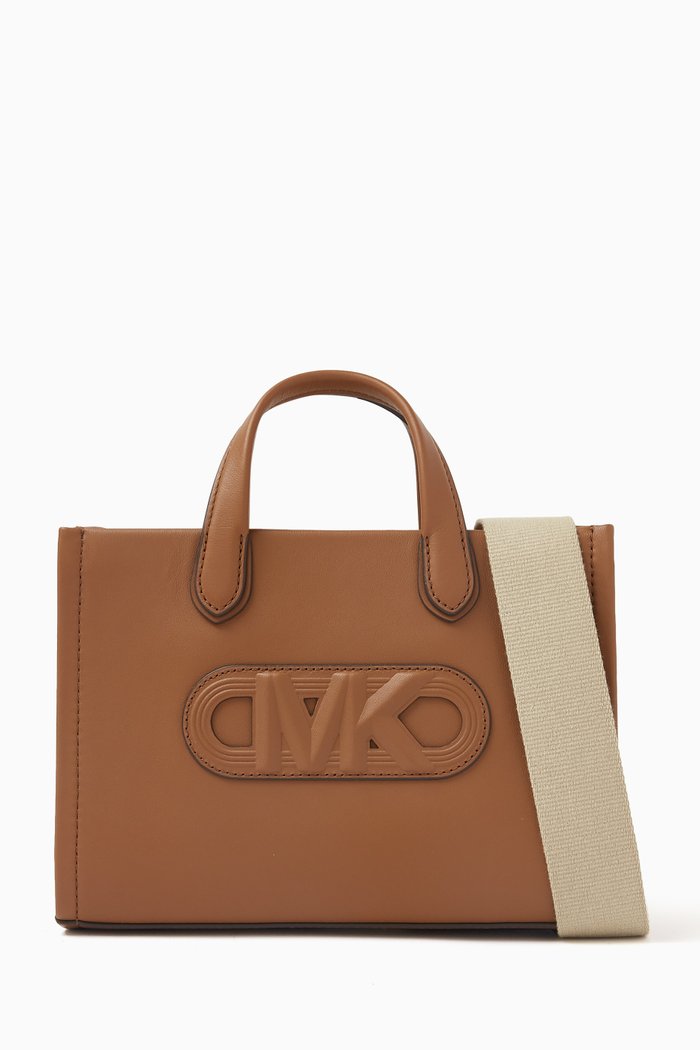 

Small Gigi Messenger Bag in Leather, Brown