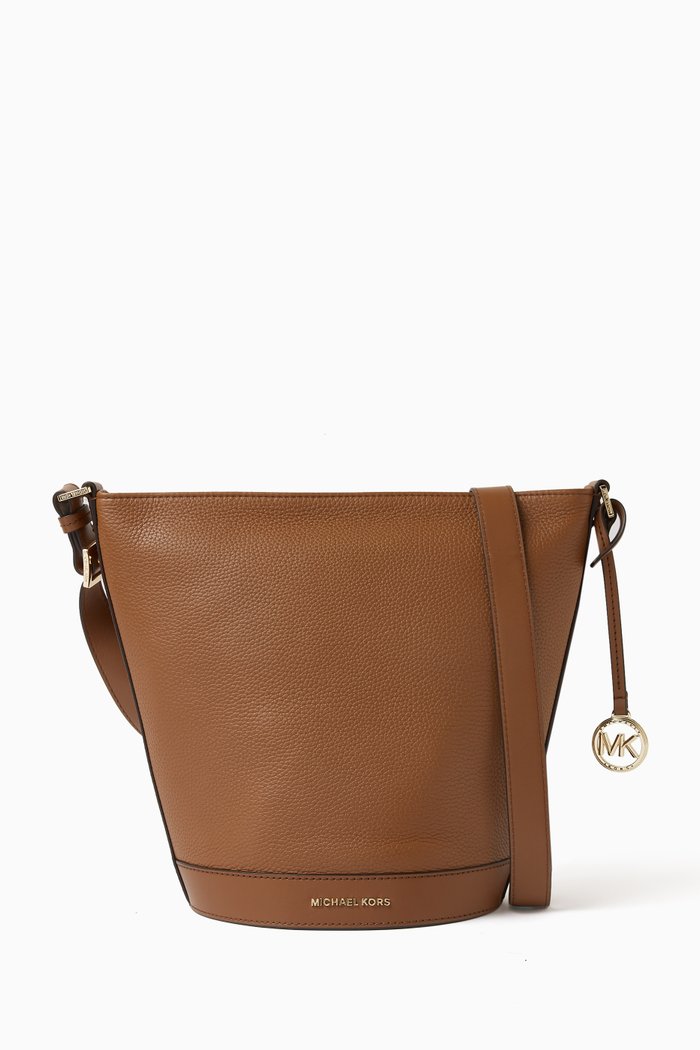 

Medium Townsend Messenger Bag in Pebbled Leather, Brown