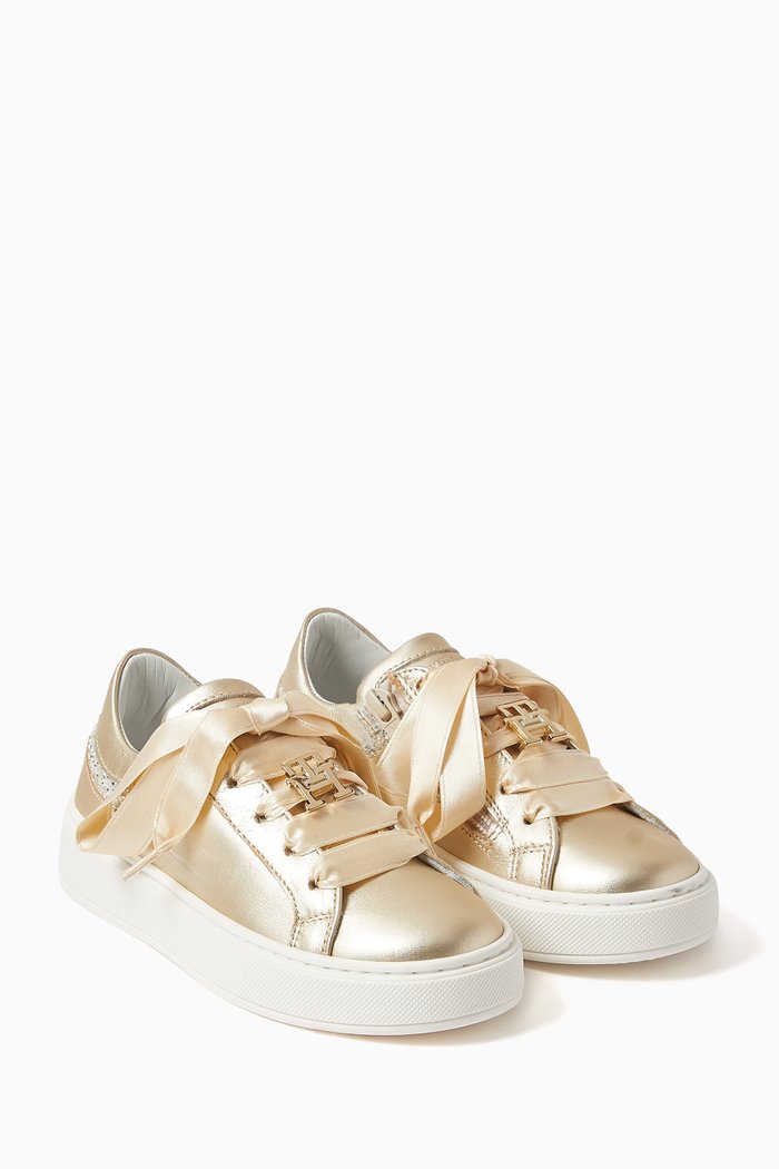 TH Logo Low Cut Sneakers in Faux Leather, Gold