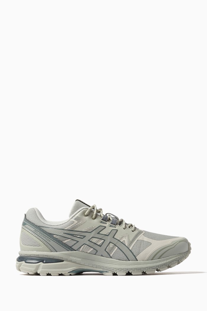

Gel-Terrain Sneakers in Mesh, Grey