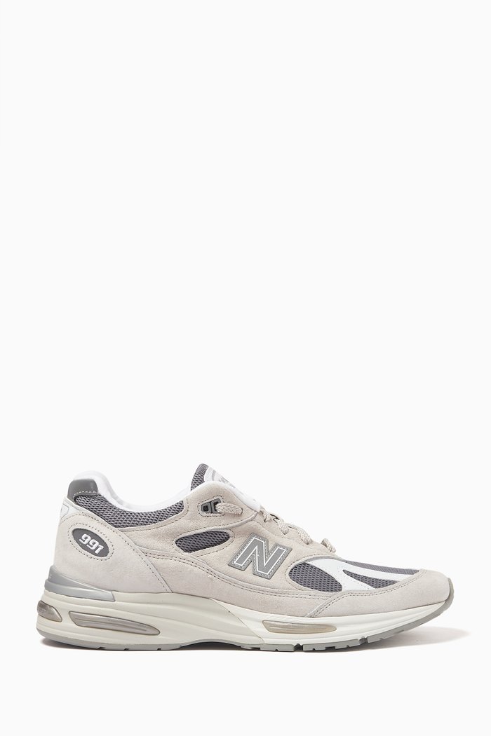 

Made in UK 991v2 Sneakers in Suede & Mesh, Grey