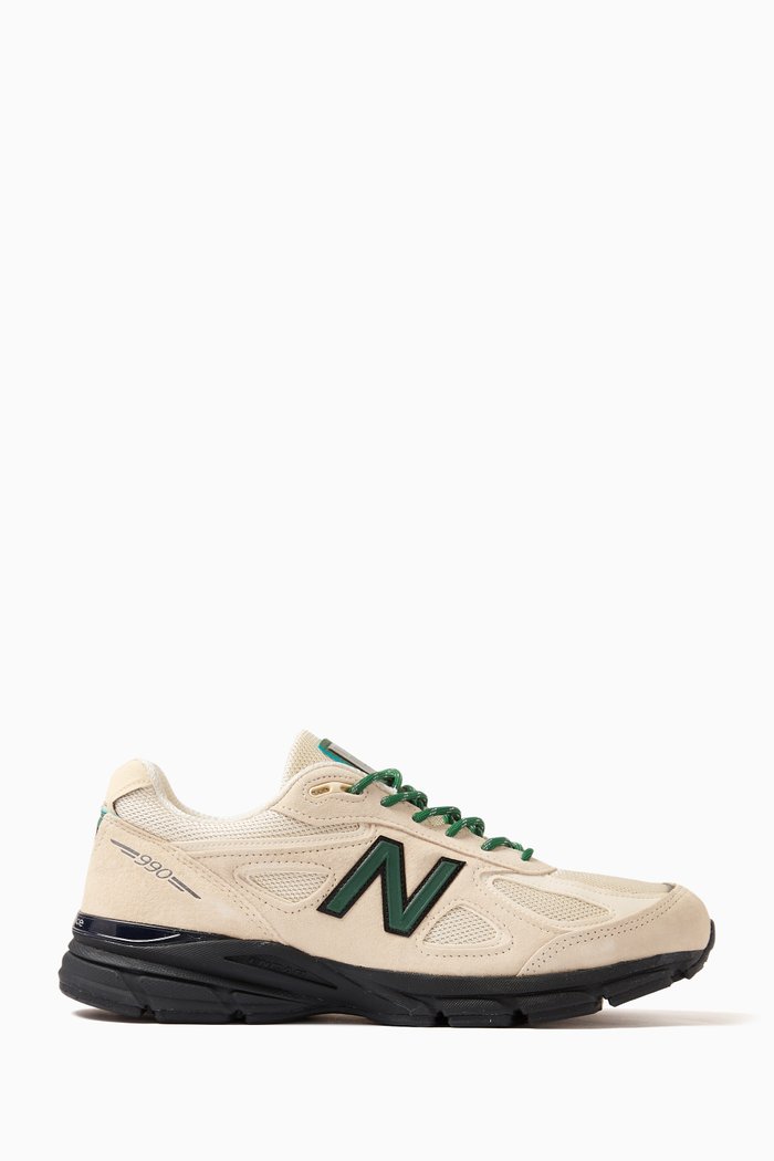 

Made in USA 990v4 Sneakers in Suede & Mesh, Neutral