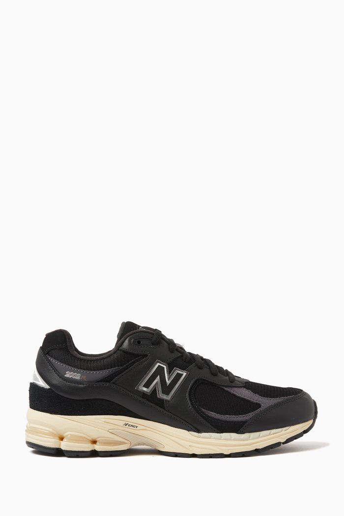 

2002R Low-top Sneakers in Suede & Mesh, Black