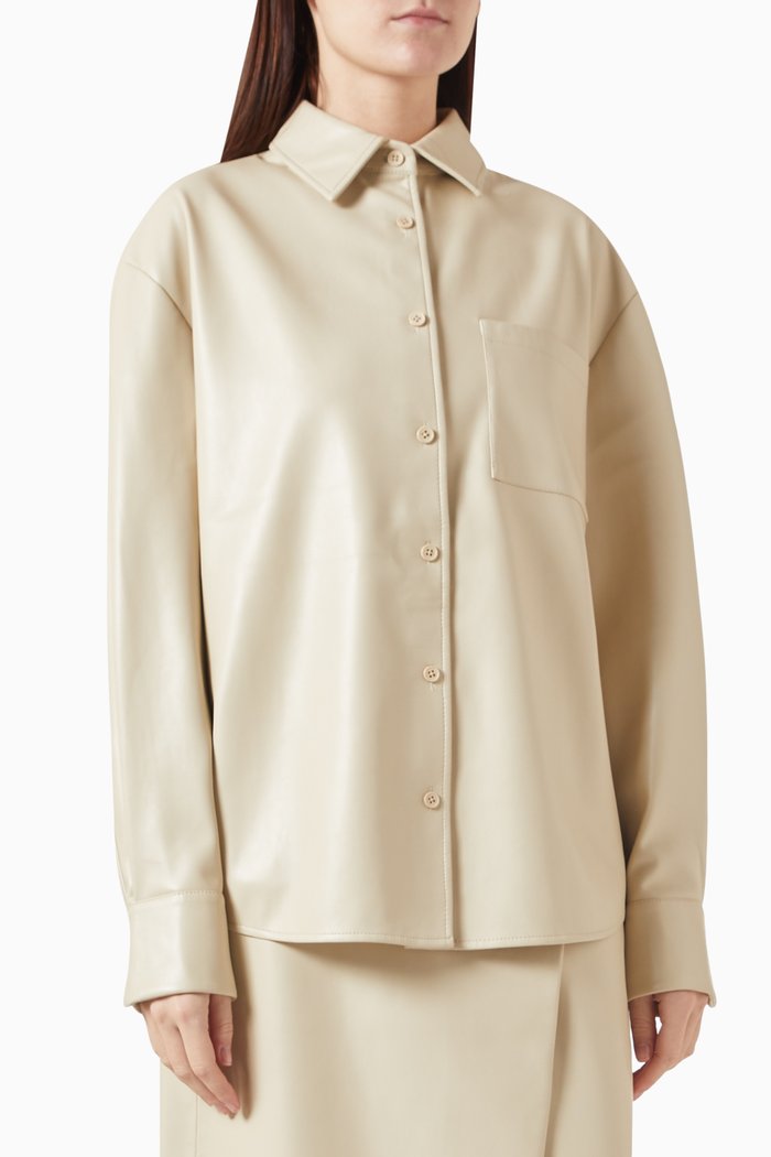 

Chrissie Shirt in Faux Leather, White