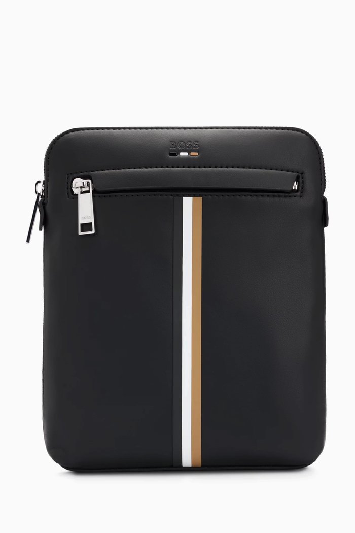 

Ray S Envelope Crossbody Bag in Faux Leather, Black
