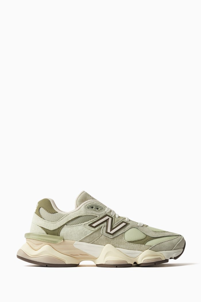 9060 Low-top Sneakers in Leather & Mesh, Green