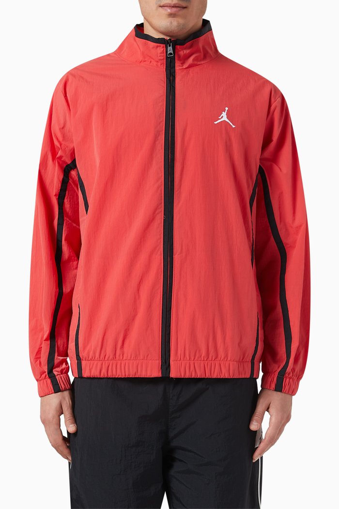 

Air Jordan Essentials Woven Jacket in Nylon, Red