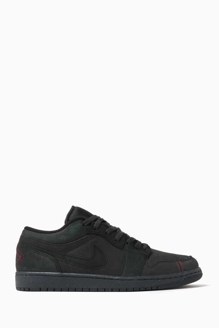 

Air Jordan 1 SE Craft Low-top Sneakers in Leather & Suede, Black