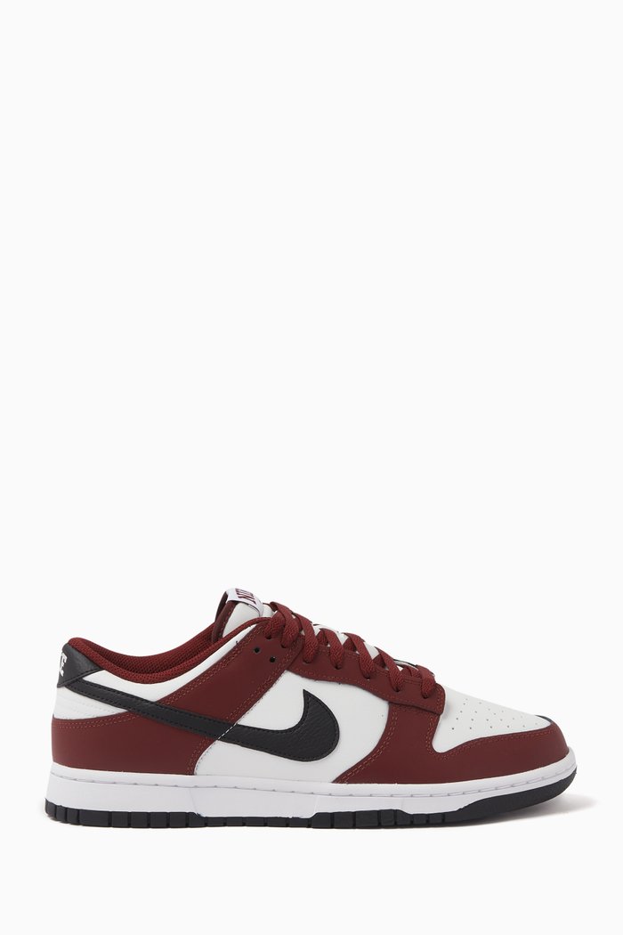 

Dunk Low Sneakers in Leather, Red