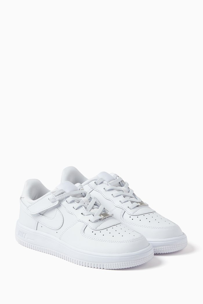 

Force 1 Low Easy-on Sneakers in Leather, White