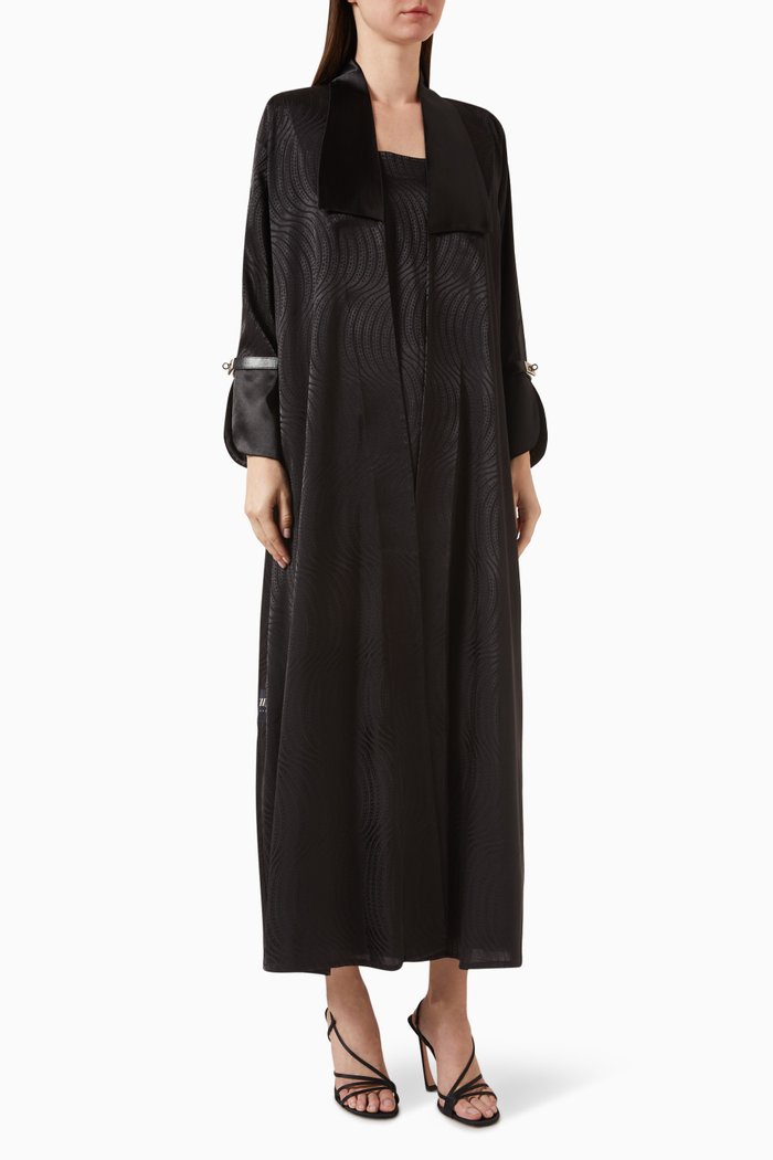 

Textured Waves Abaya Set in Jacquard, Black