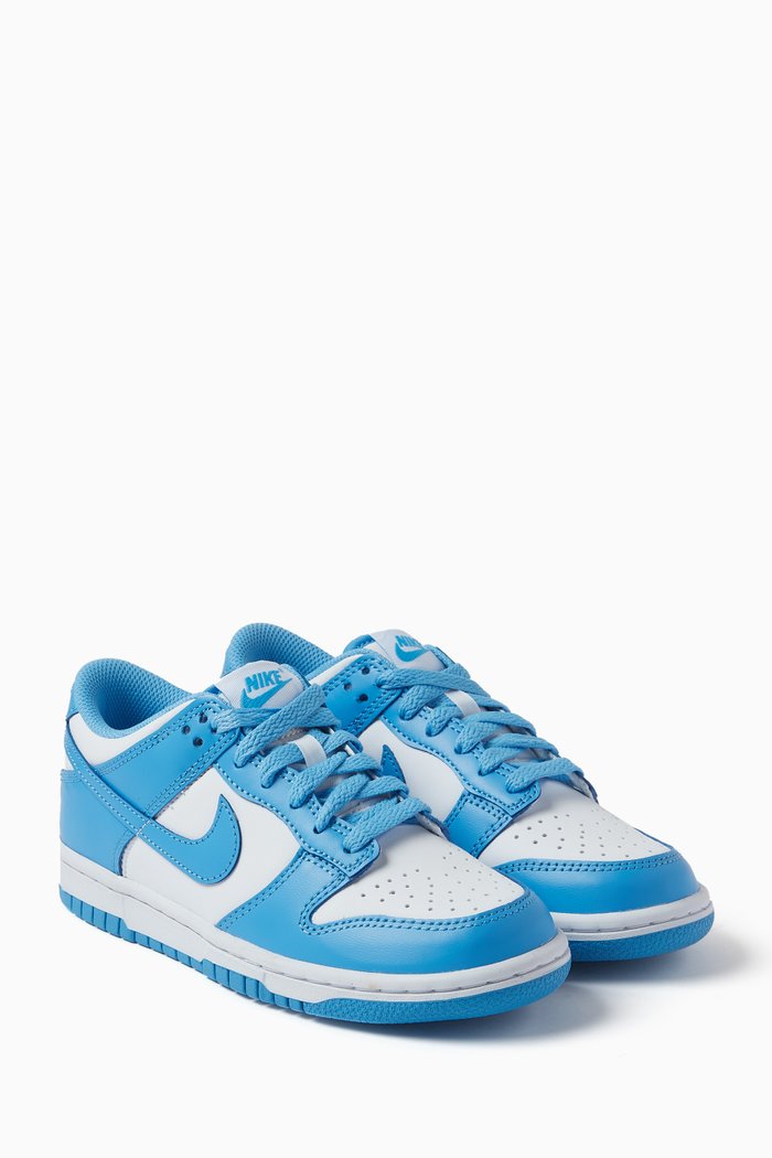

Dunk Low Sneakers in Leather, White