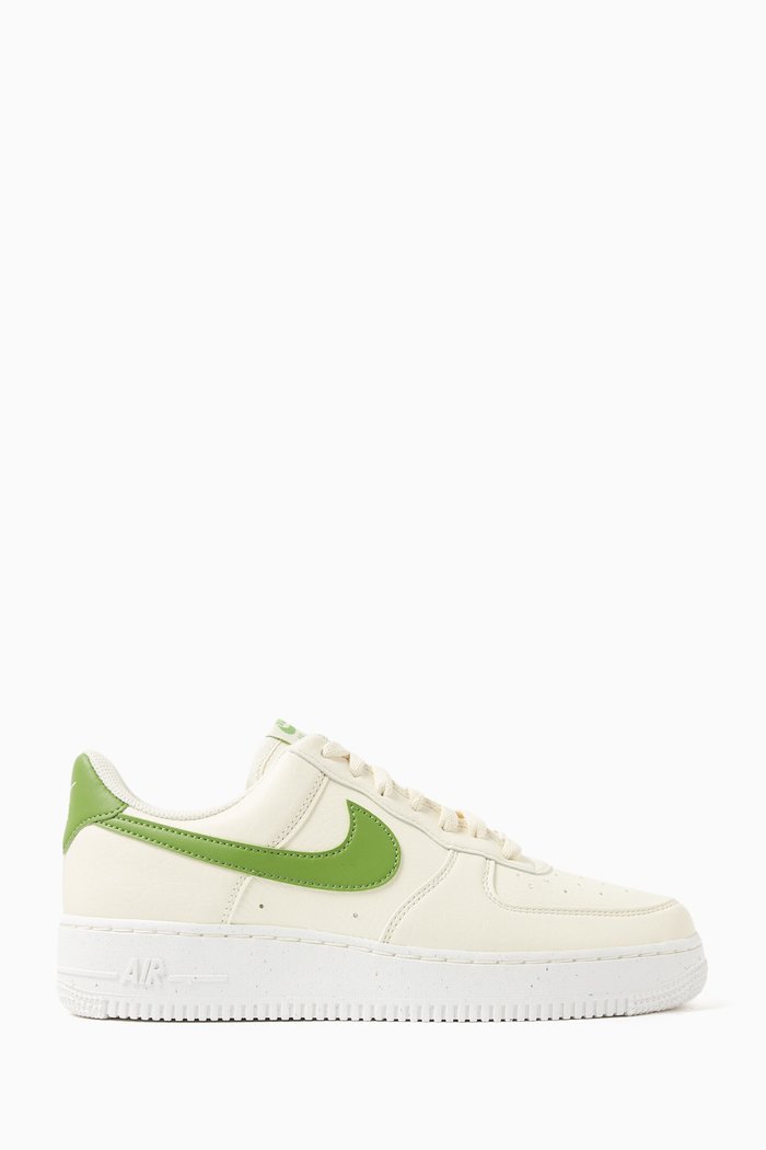 Air Force 1 '07 Next Nature Sneakers in Leather, Green