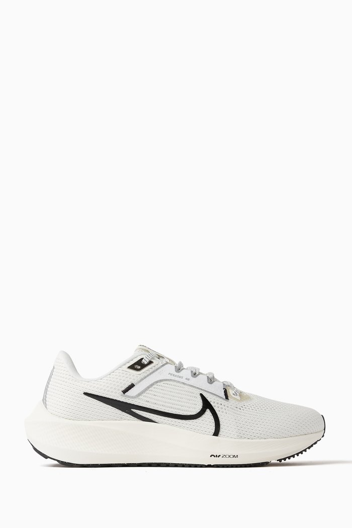 

Air Zoom Pegasus Sneakers in Mesh, White