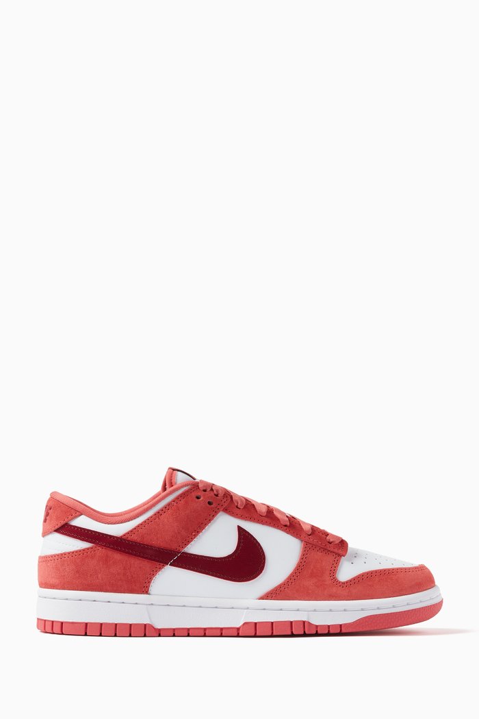 

Dunk Low Sneakers in Leather & Suede, Red