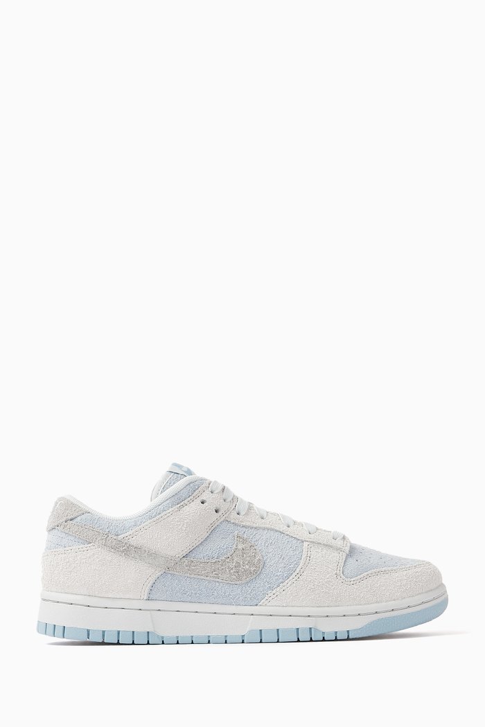 

Dunk Low Sneakers in Leather, Grey