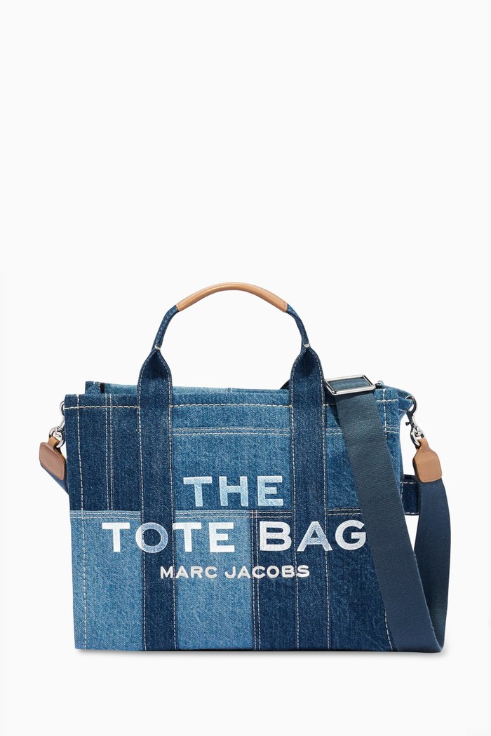 

The Medium Tote Bag in Denim, Blue