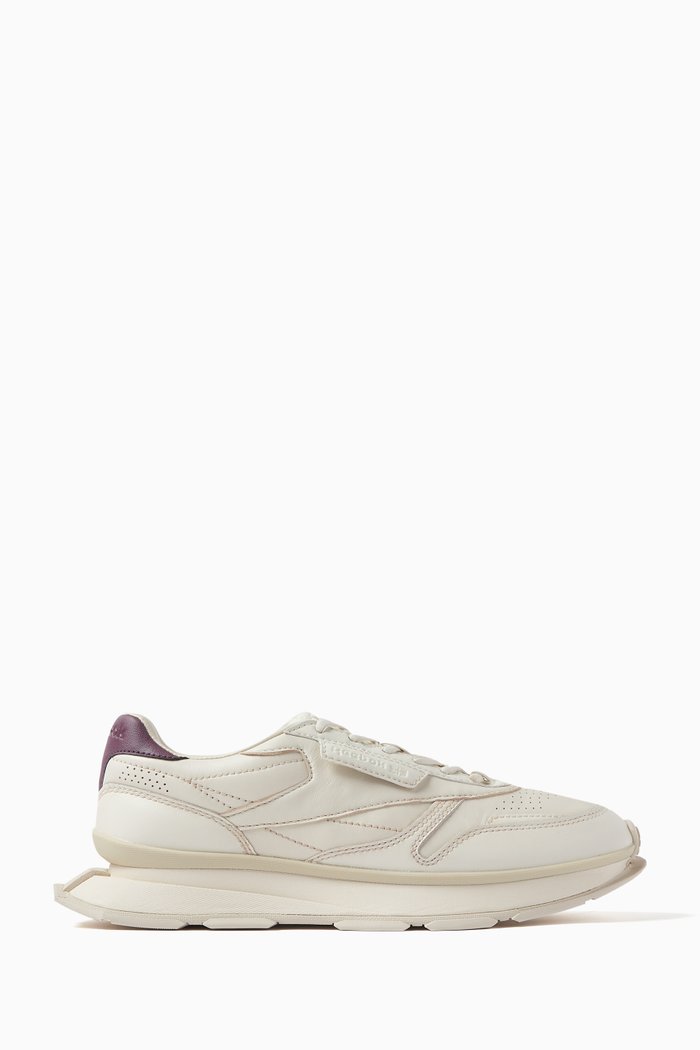 

Classic LTD Low-top Sneakers in Leather, White