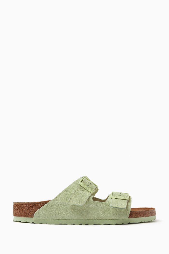 

Arizona Sandals in Suede, Green