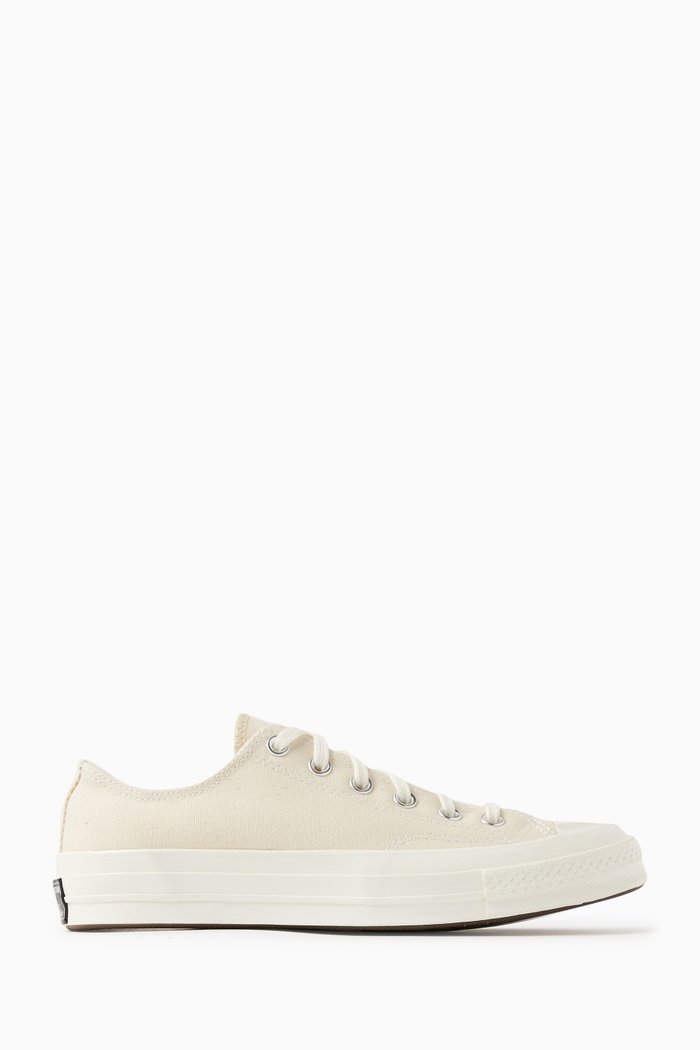 

Unisex Chuck 70 Low-top Sneakers in Canvas, White