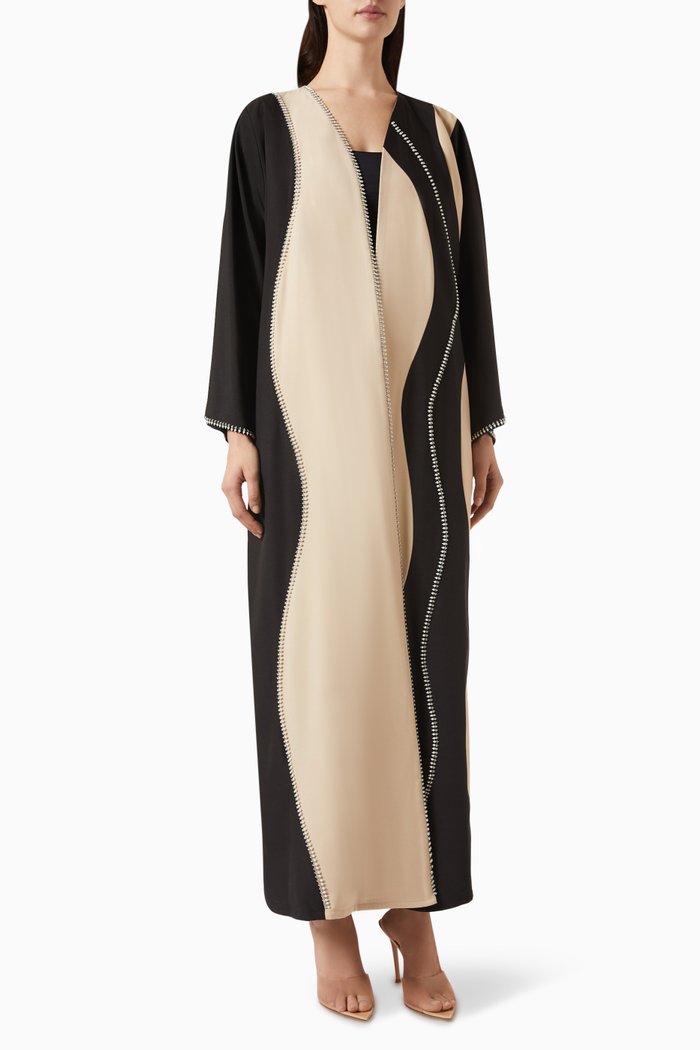 

Two-toned 3D Flower Abaya in Crepe, Black