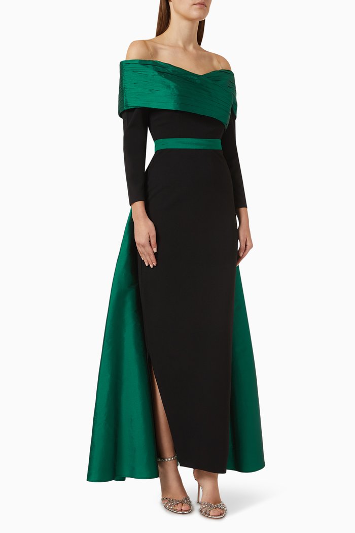 

Off-shoulder Dress in Scuba-crepe, Green