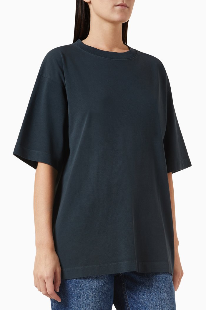 

Garment-dyed Oversized T-shirt in Cotton, Grey