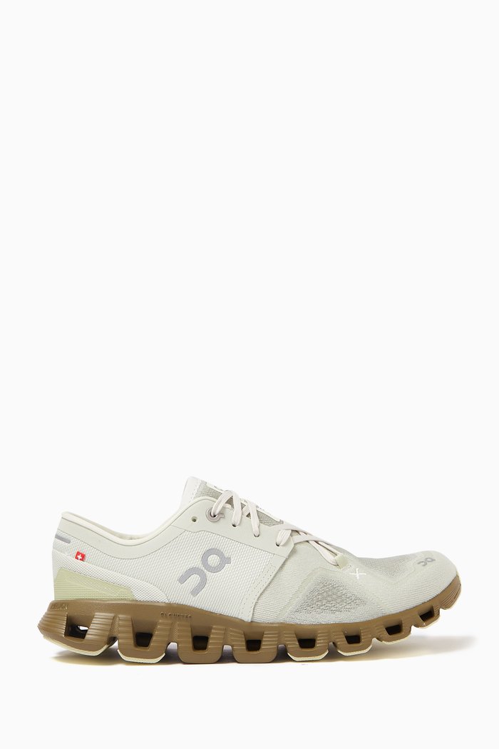 

Cloud X 3 Low-top Sneakers in Mesh, White