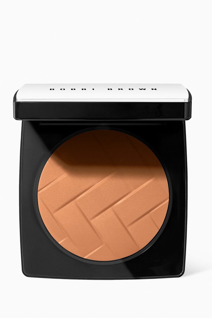 

Golden Brown Vitamin Enriched Pressed Powder, 8g, Colourless