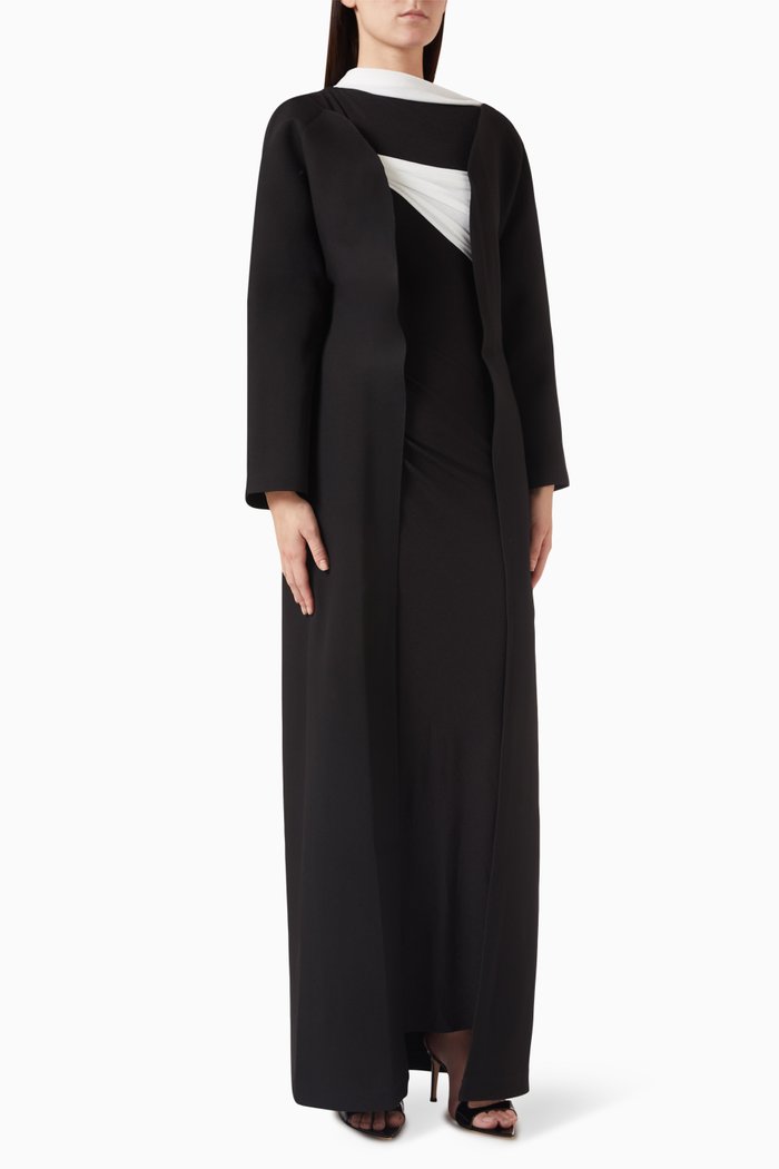 

Round Neck Abaya in Twill Suiting, Black