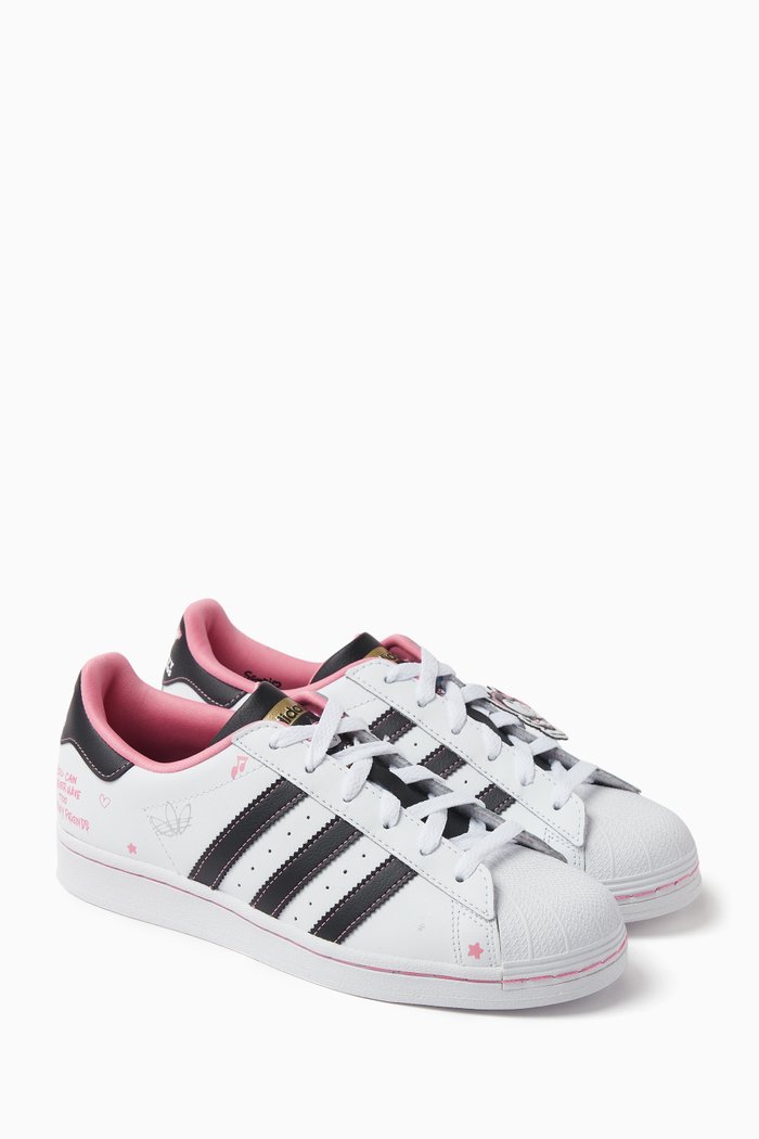 

x Hello Kitty & Friends Superstar Sneakers in Faux Leather, White