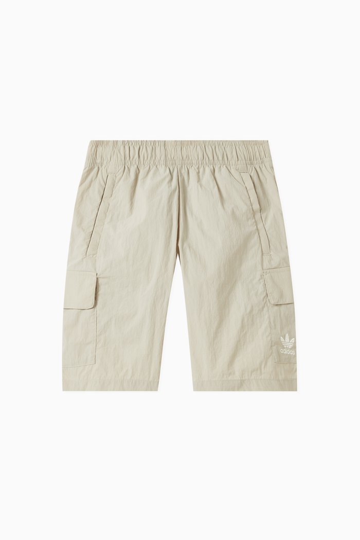 

Cargo Shorts in Recycled Nylon, Neutral