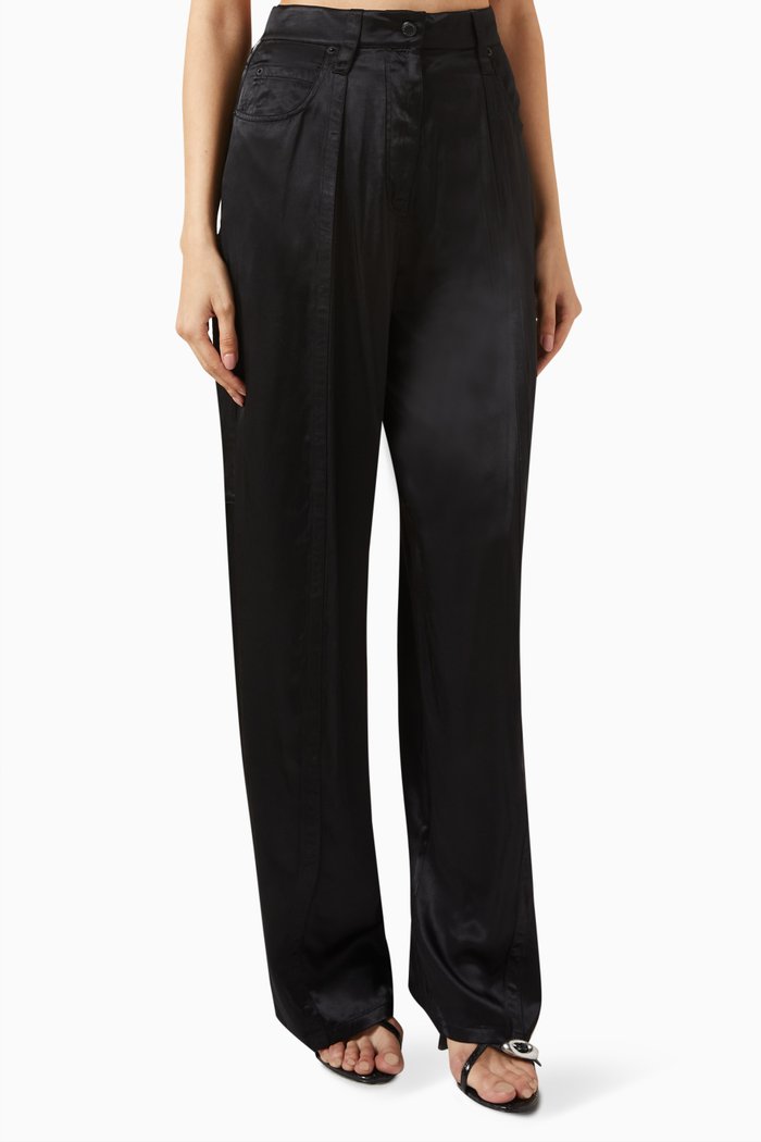 

High-waist Shorts in Hotfix-denim, Black