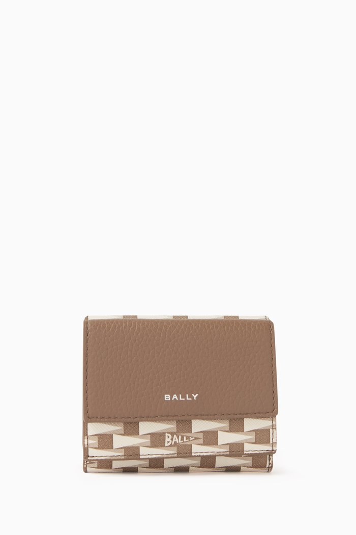 

Pennant Trifold Wallet in TPU & Grained Leather, Multicolour