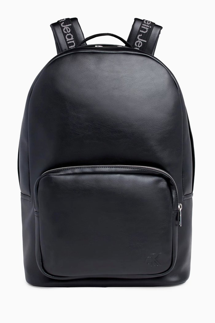 

Round Backpack in Faux-leather, Black