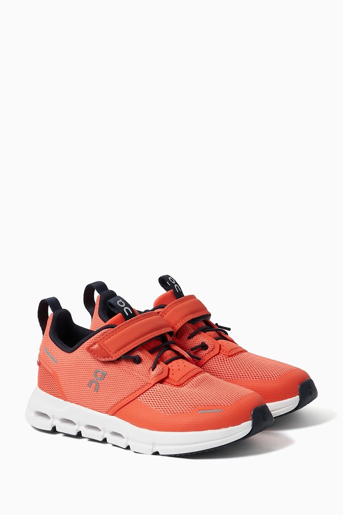 

Cloud Play Sneakers in Mesh, White